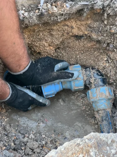 Risanamento idrico a Monte Sant'Angelo: collegamento di un allaccio alla rete