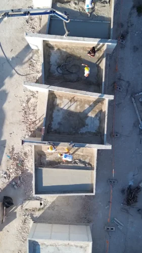 Porti commerciali di Manfredonia: vista dall'alto dei vani della struttura in costruzione